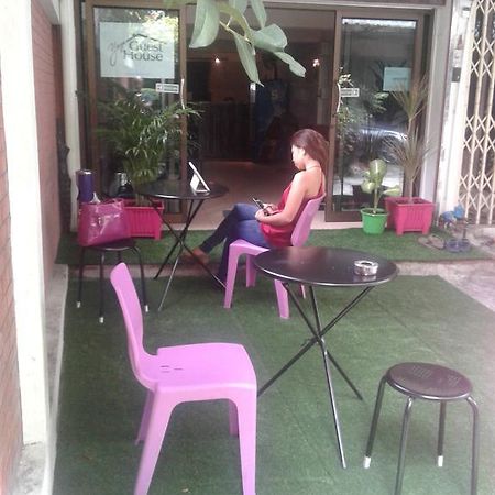 Yaya Guesthouse 曼谷 外观 照片