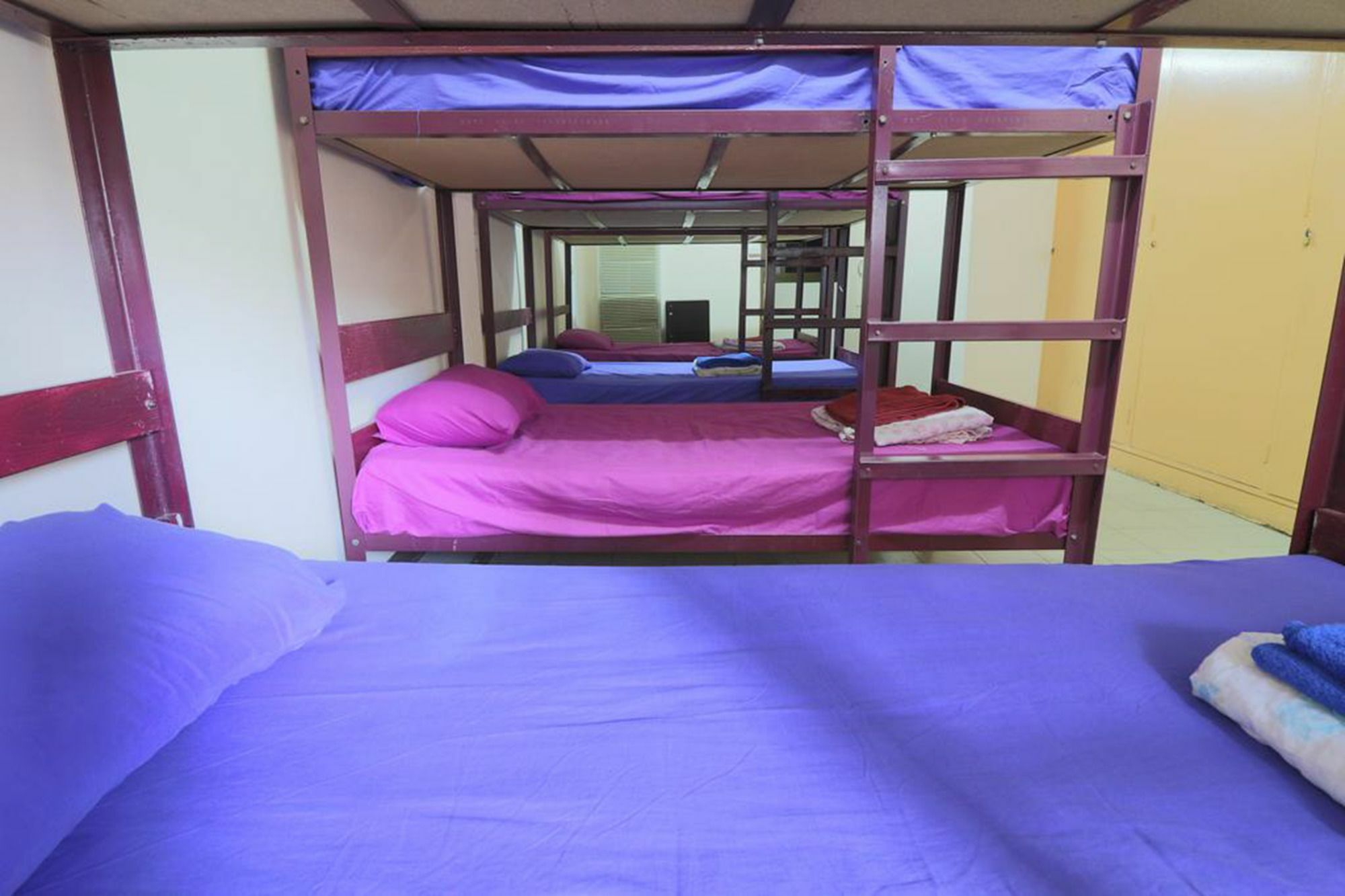 Yaya Guesthouse 曼谷 外观 照片