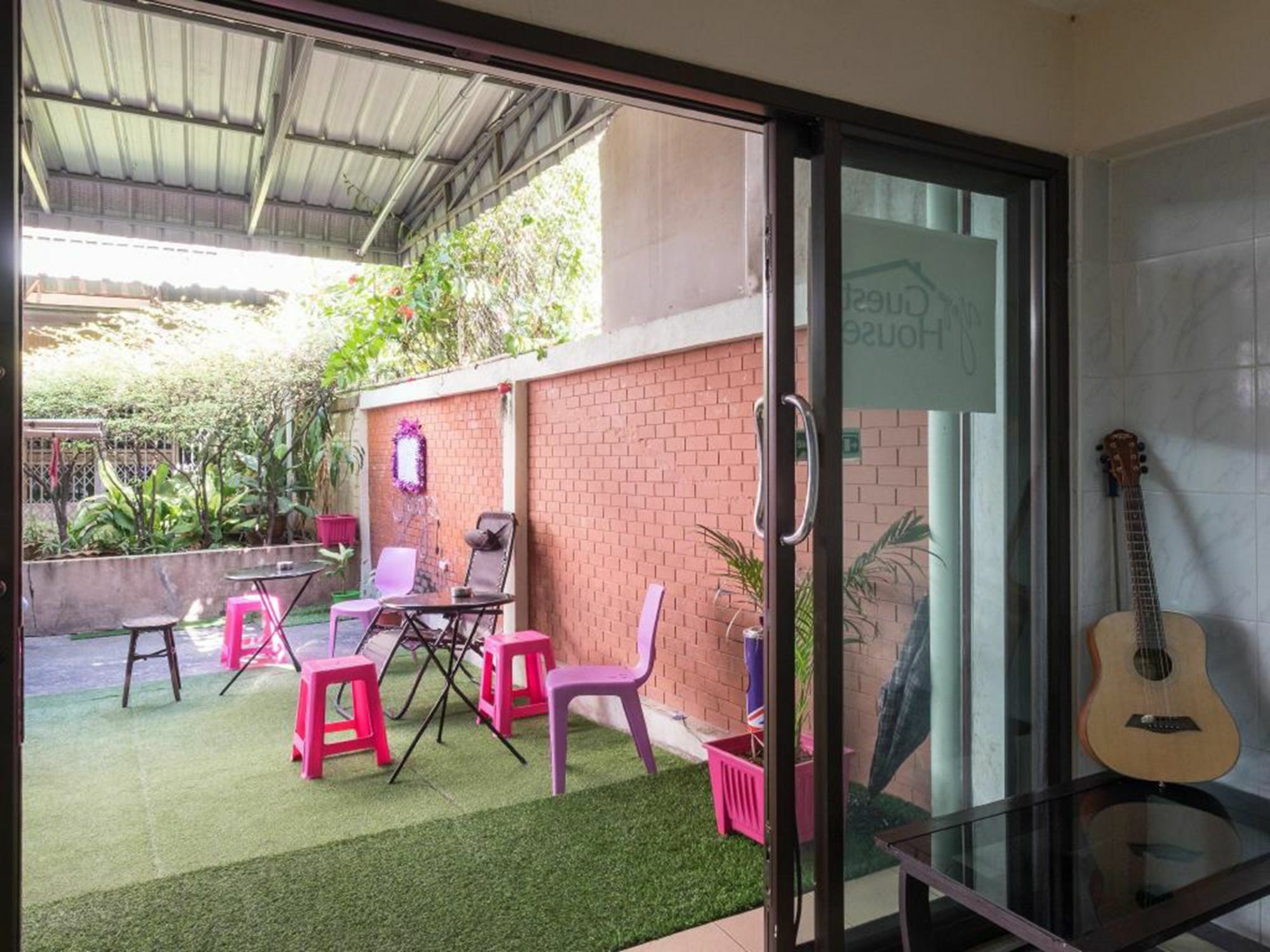 Yaya Guesthouse 曼谷 外观 照片