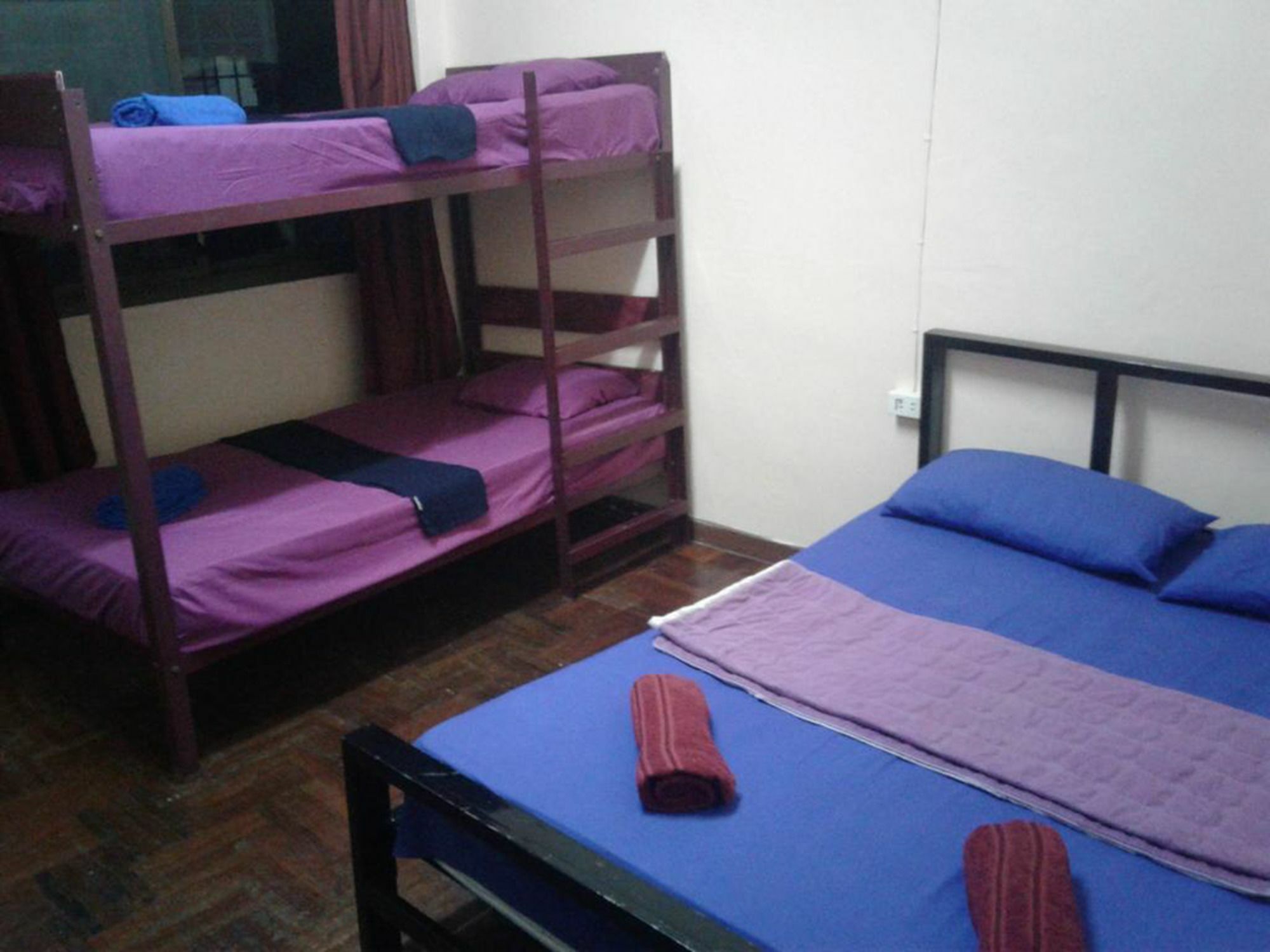 Yaya Guesthouse 曼谷 外观 照片