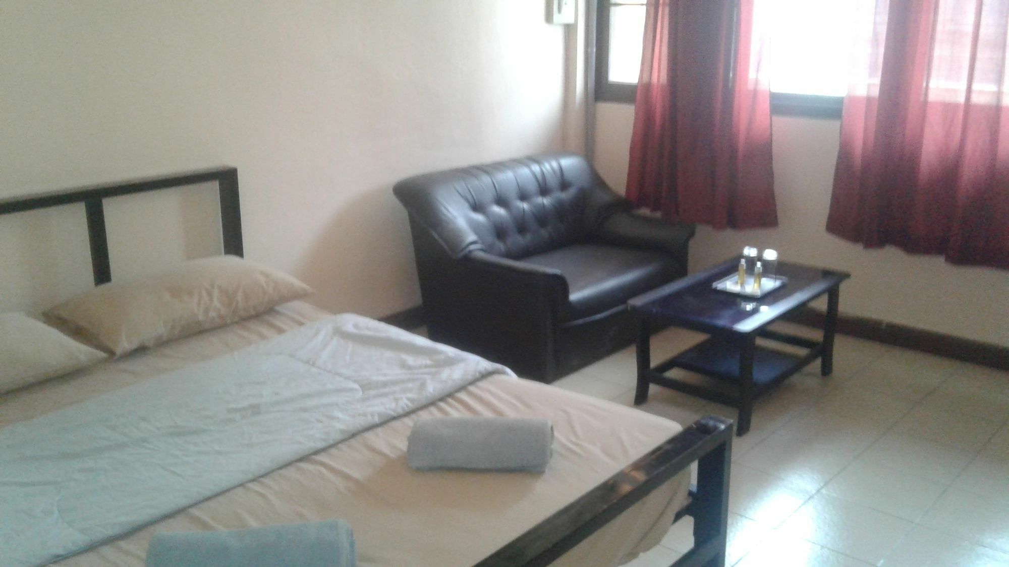 Yaya Guesthouse 曼谷 外观 照片